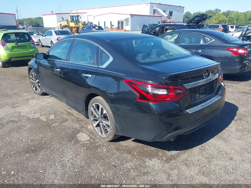 2017 NISSAN ALTIMA auction photo 3