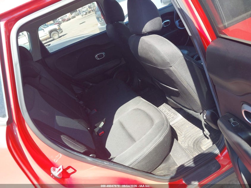 2017 KIA SOUL auction photo 8