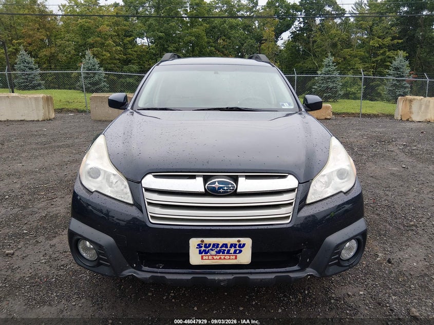2014 SUBARU OUTBACK auction photo 6