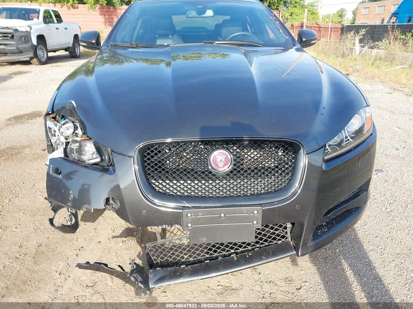 JAGUAR XF - zdjęcie 17