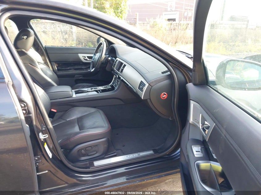 JAGUAR XF - zdjęcie 5