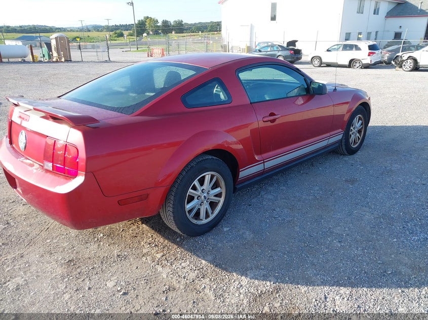 2006 FORD MUSTANG auction photo 4