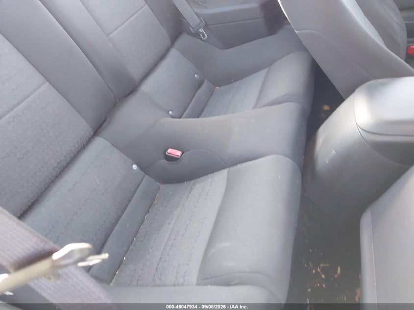 2006 FORD MUSTANG auction photo 8