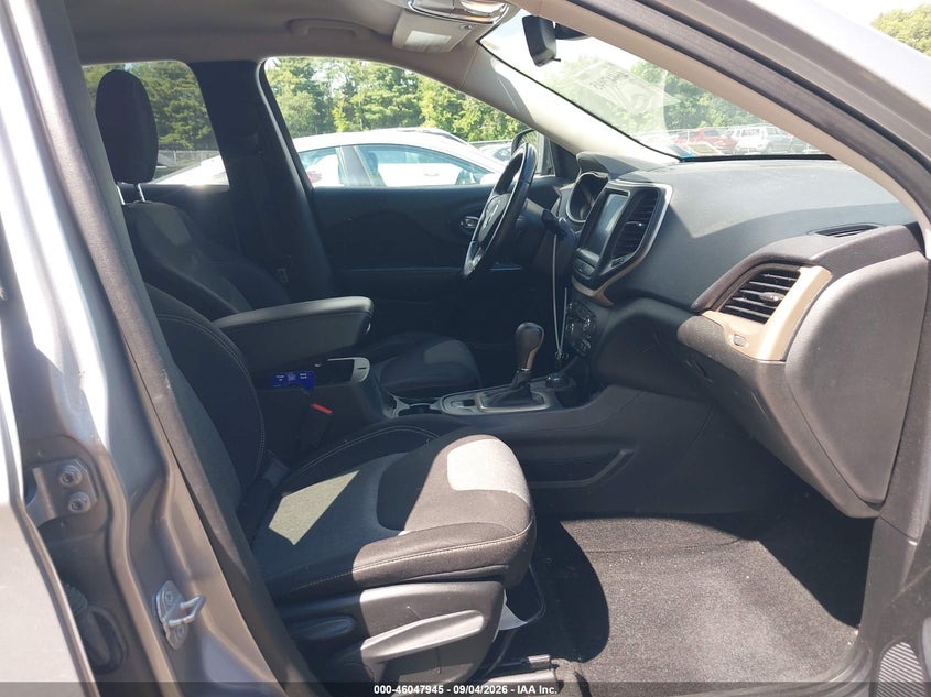 2014 JEEP CHEROKEE auction photo 5