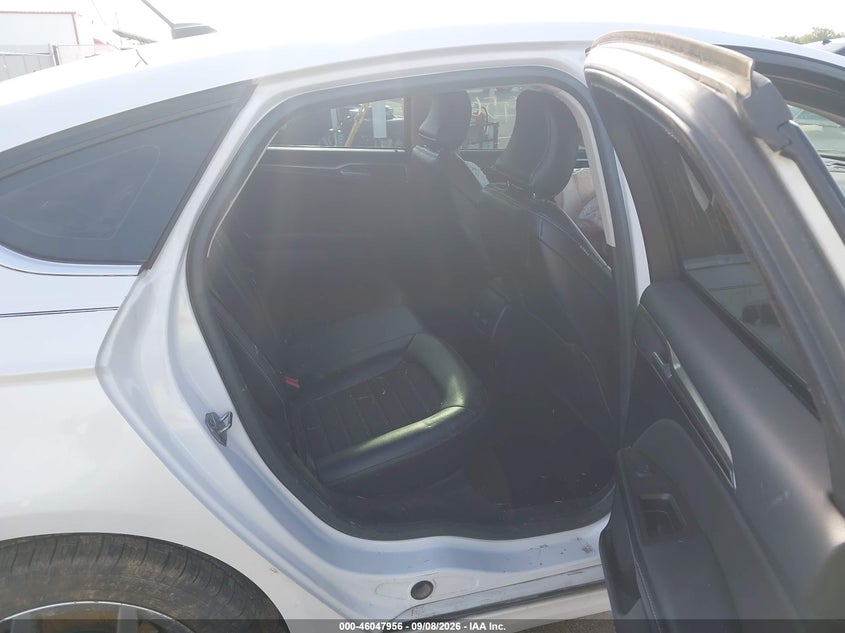 2017 FORD FUSION auction photo 8
