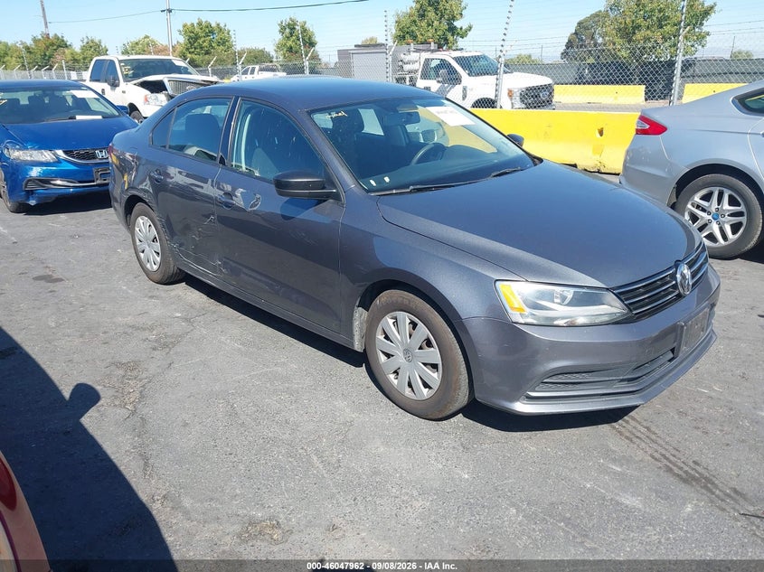 2015 VOLKSWAGEN JETTA auction photo 1