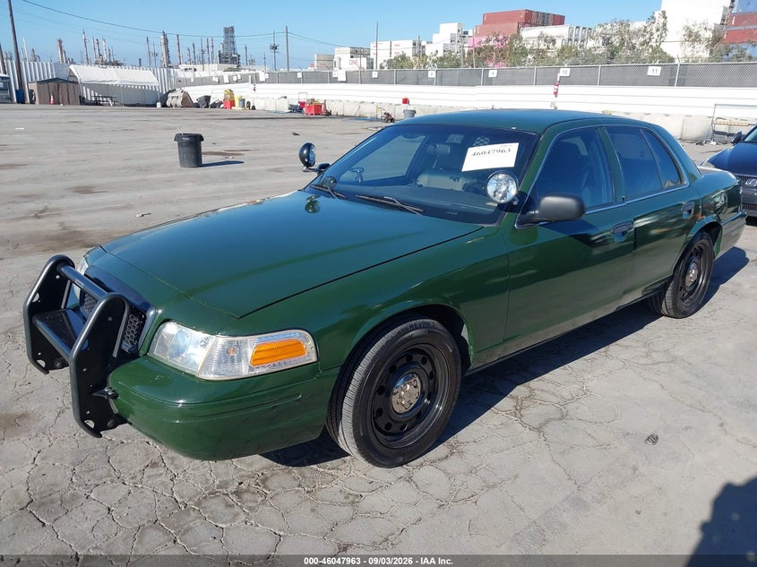 2009 FORD CROWN VICTORIA auction photo 2
