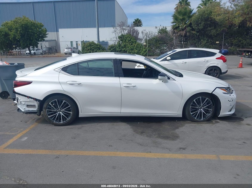 2024 LEXUS ES 300H · Фото 13