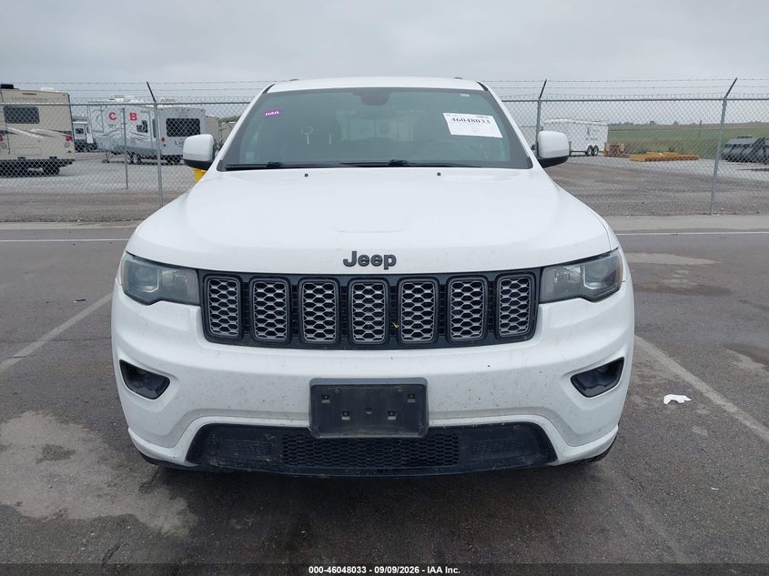 JEEP GRAND CHEROKEE - zdjęcie 12