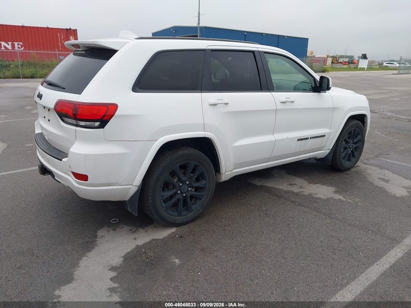 JEEP GRAND CHEROKEE - zdjęcie 4