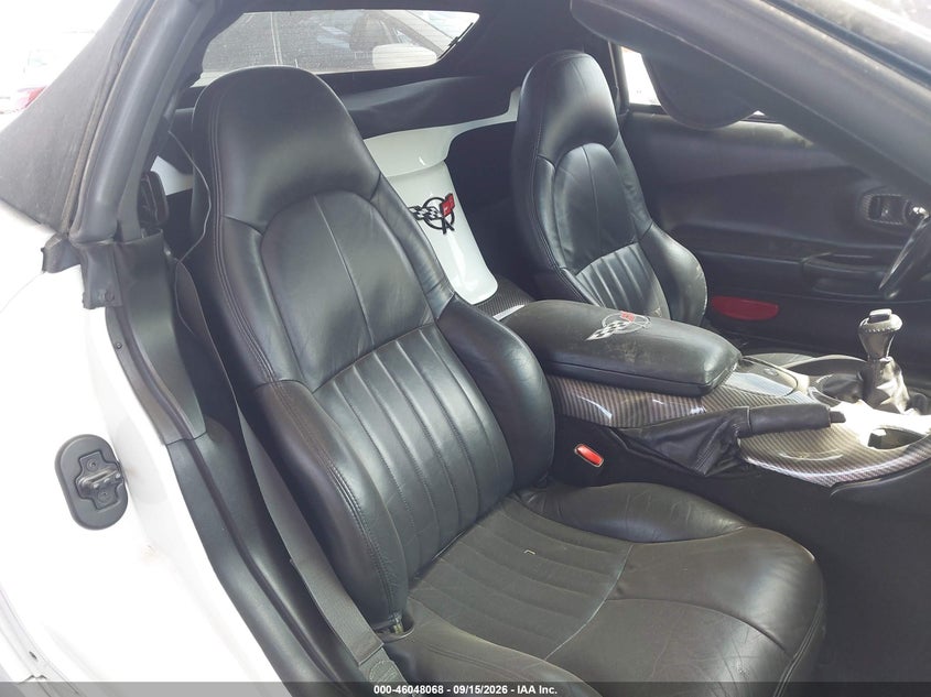CHEVROLET CORVETTE 1998 VIN 1G1YY32G5W5104737