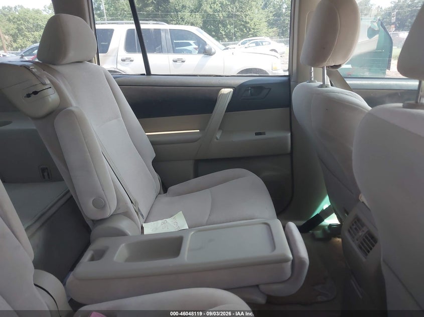 2008 TOYOTA HIGHLANDER auction photo 8