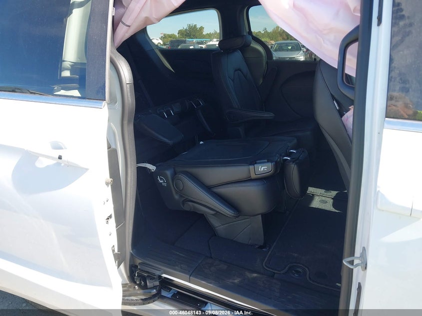 2026 CHRYSLER VOYAGER VAN 3.6L V-6 DOHC, VVT, 287HP