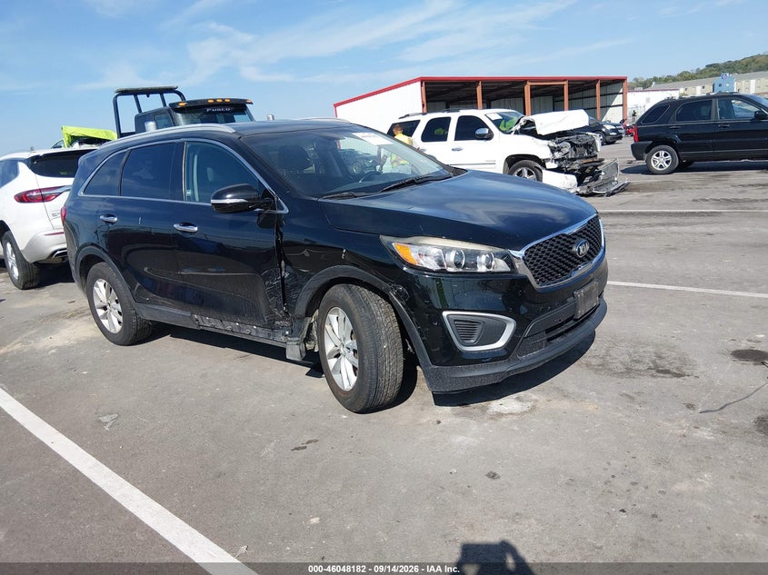 Vin: 5xypgda32hg238173, lot: 46547637, kia sorento 2.4l lx 2017 img_1