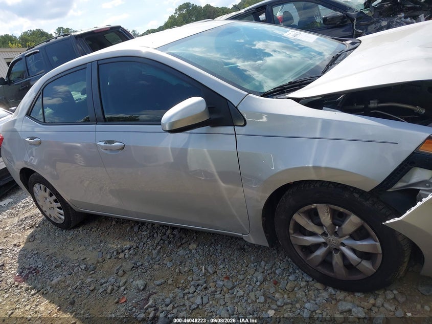 TOYOTA COROLLA - zdjęcie 13