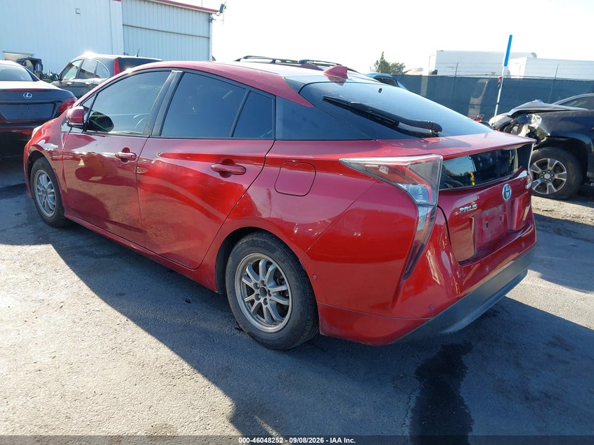 2016 TOYOTA PRIUS auction photo 3