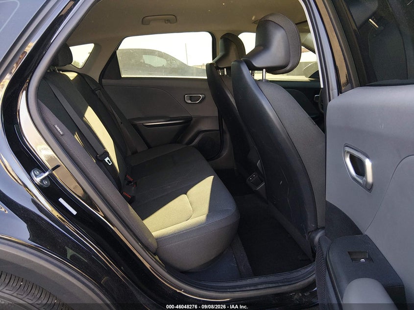 2025 KIA K4 LXS · Фото 8
