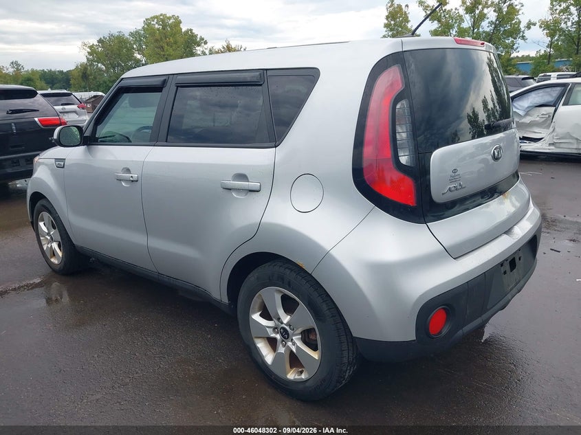2017 KIA SOUL auction photo 3