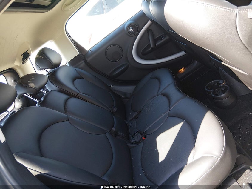MINI COUNTRYMAN 2016 VIN WMWZC5C5XGWU02082