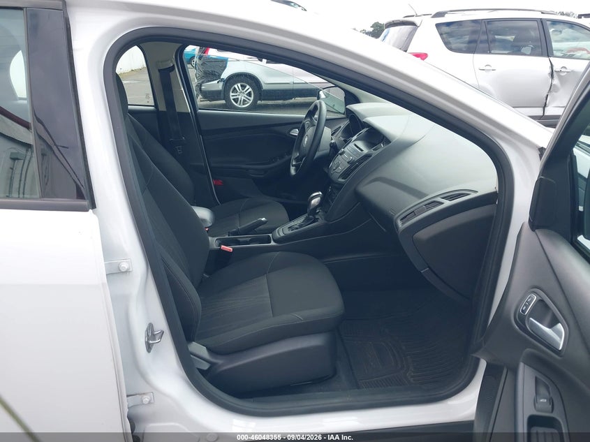 FORD FOCUS 2015 VIN 1FADP3K20FL307159