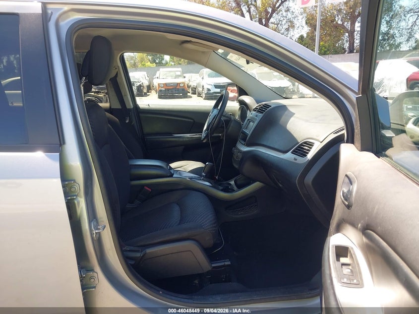 2015 DODGE JOURNEY auction photo 5