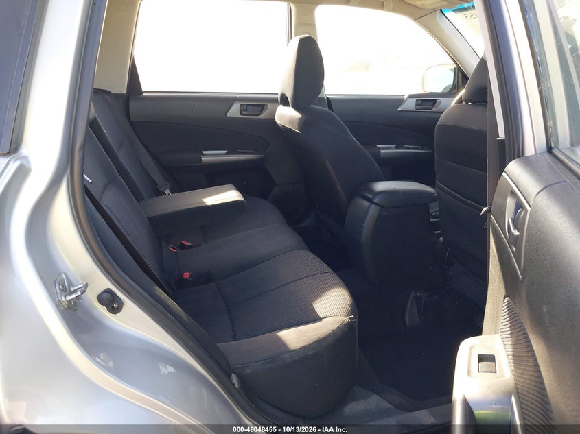 2011 SUBARU FORESTER 2.5X · Фото 8