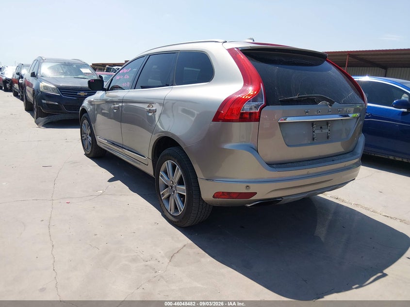 2016 VOLVO XC60 auction photo 3
