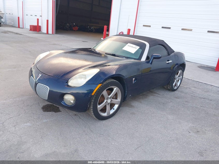 2006 PONTIAC SOLSTICE auction photo 2
