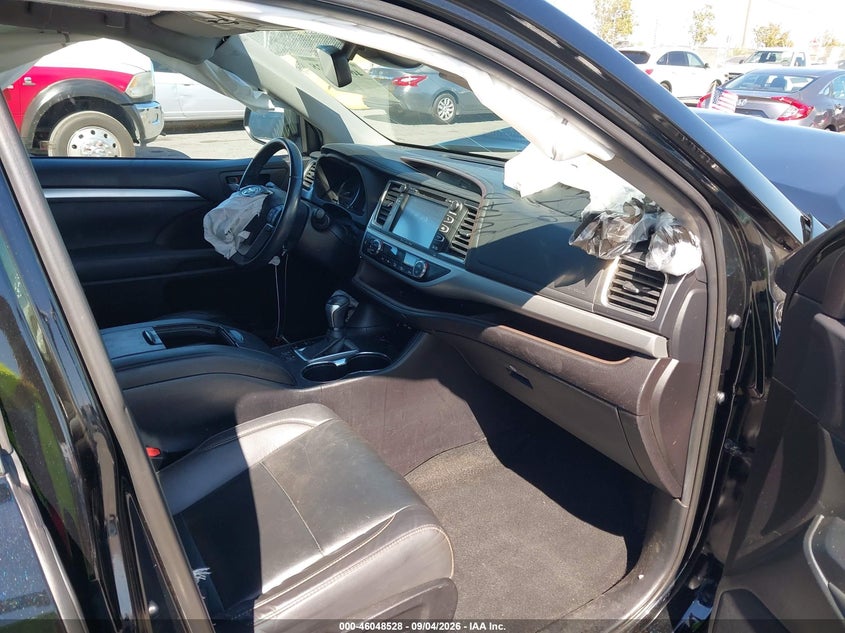 2019 TOYOTA HIGHLANDER auction photo 5
