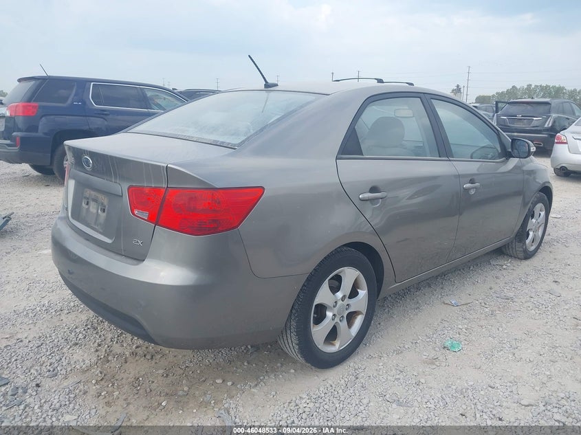 2010 KIA FORTE auction photo 4