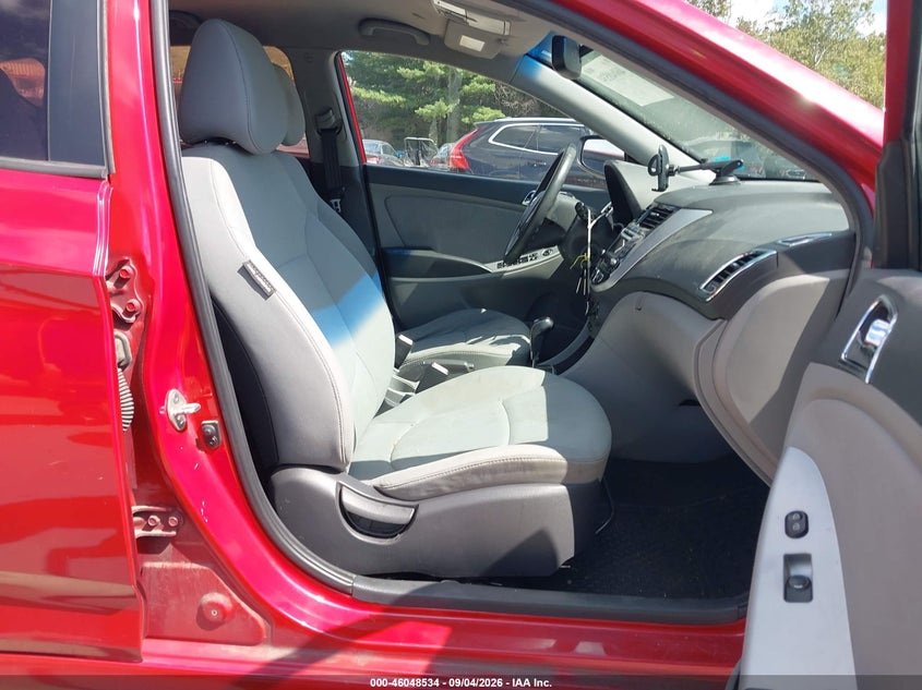 2013 HYUNDAI ACCENT auction photo 5