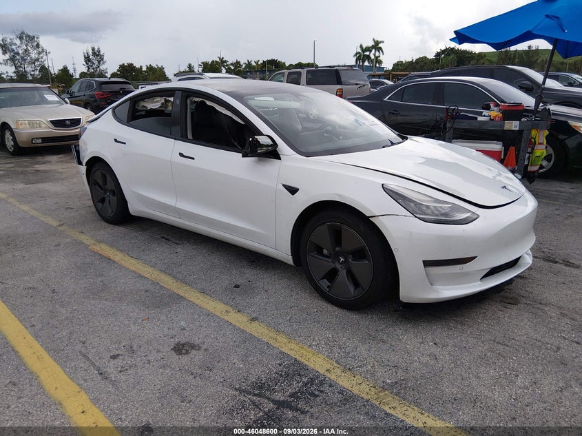 Vin: 5yj3e1ea7mf852116, lot: 46548055, tesla model 3 standard range plus rear-wheel drive 2021 img_1