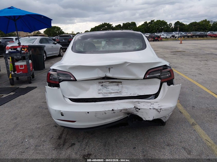 2021 TESLA MODEL 3 STANDARD RANGE PLUS REAR-WHEEL DRIVE · Фото 16