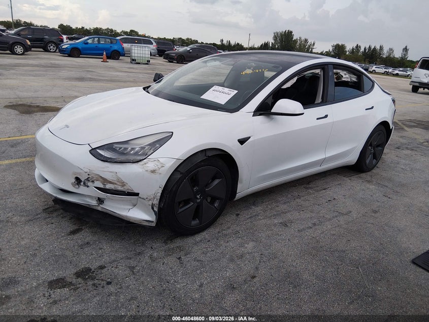 2021 TESLA MODEL 3 STANDARD RANGE PLUS REAR-WHEEL DRIVE · Фото 2