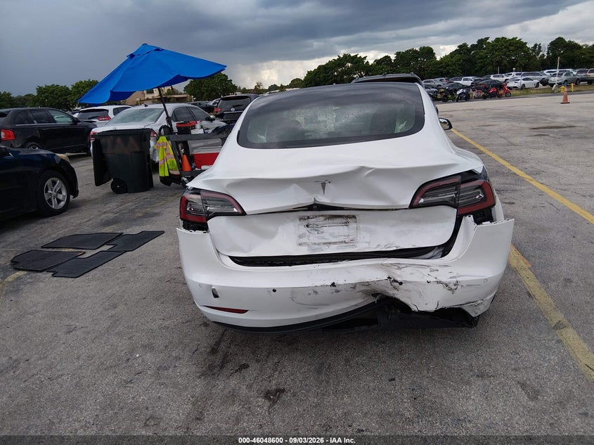 2021 TESLA MODEL 3 STANDARD RANGE PLUS REAR-WHEEL DRIVE · Фото 6