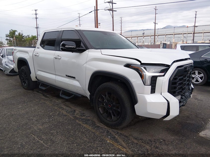 TOYOTA TUNDRA - zdjęcie 1