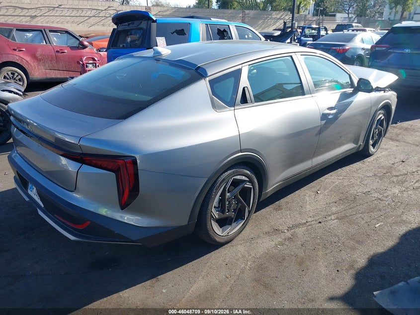 Vin: 3kpfu4de8se024262, lot: 46548164, kia k4 ex 20254