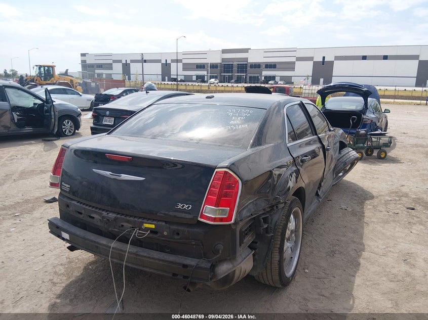 2014 CHRYSLER 300 · Фото 4