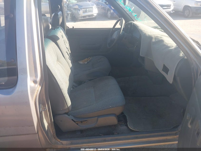 1994 TOYOTA PICKUP auction photo 5