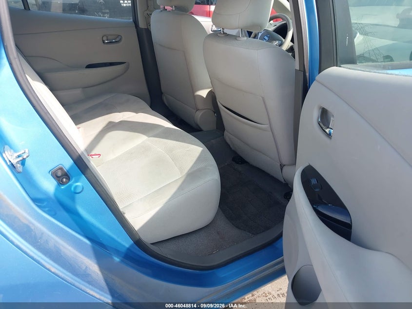 2013 NISSAN LEAF auction photo 8