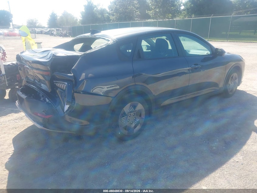 Vin: 3kpft4de7te368086, lot: 46548285, kia k4 lx 20264