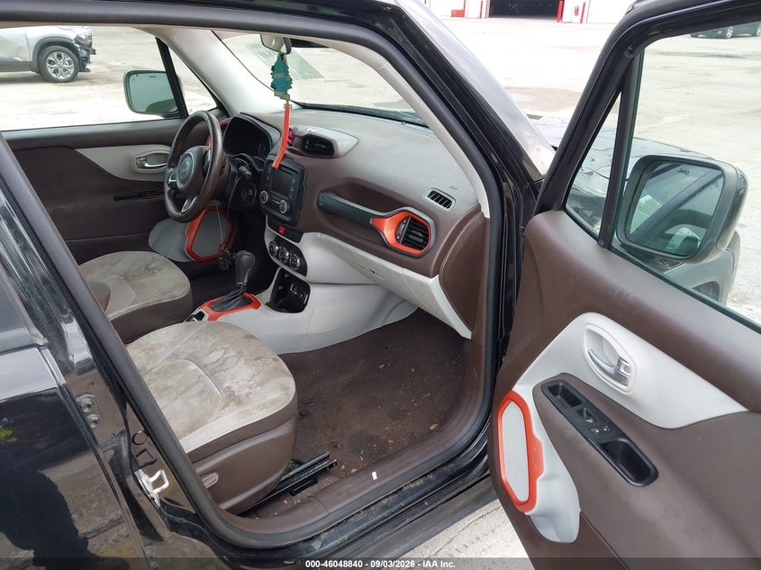 2016 JEEP RENEGADE auction photo 5