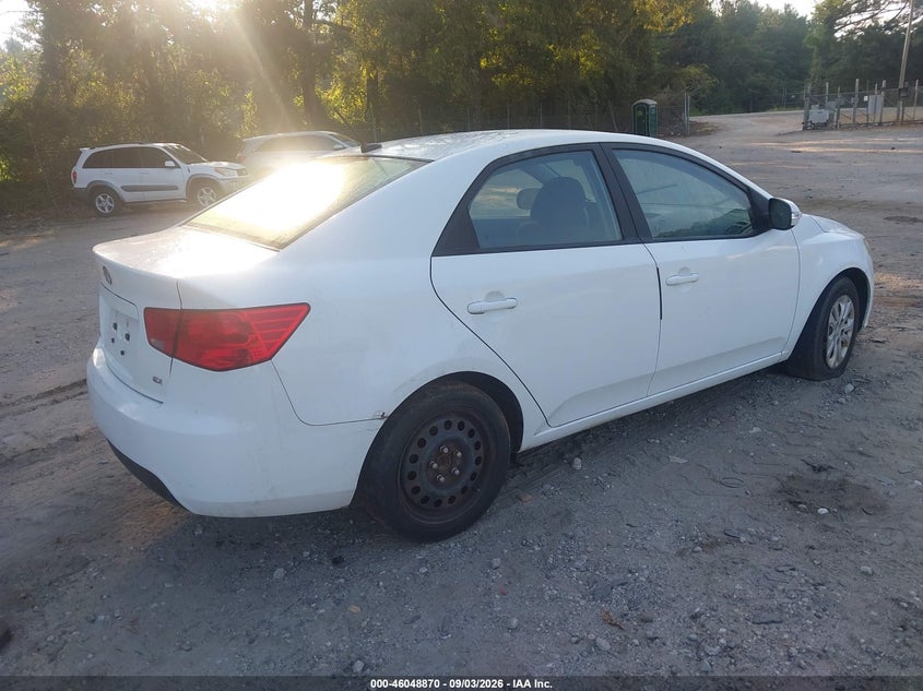 2010 KIA FORTE auction photo 4
