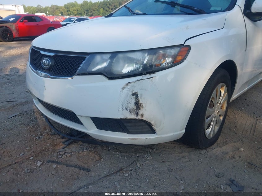 2010 KIA FORTE auction photo 6