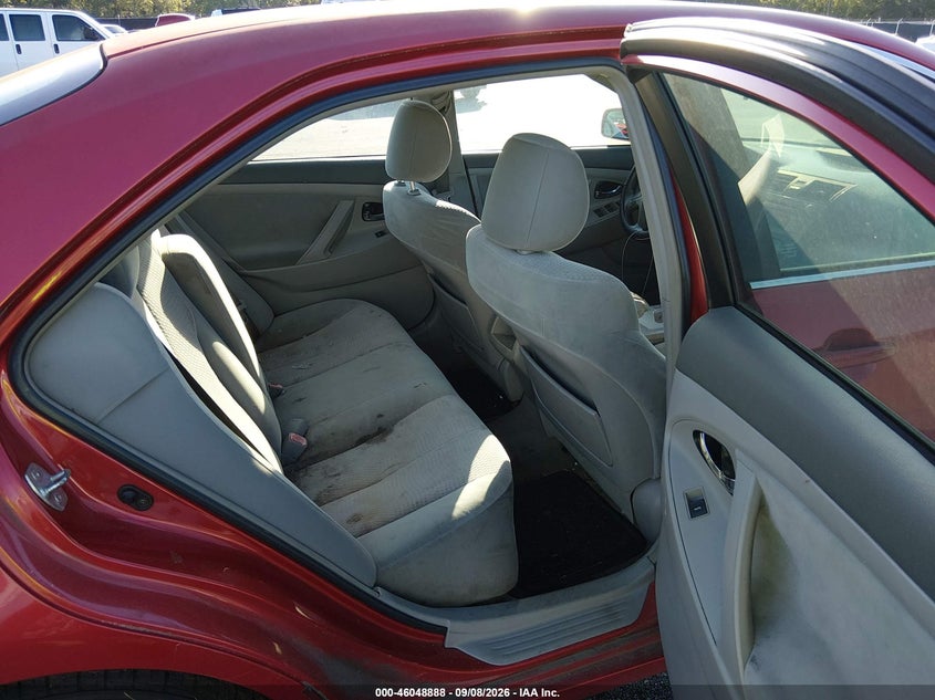 2011 TOYOTA CAMRY auction photo 8
