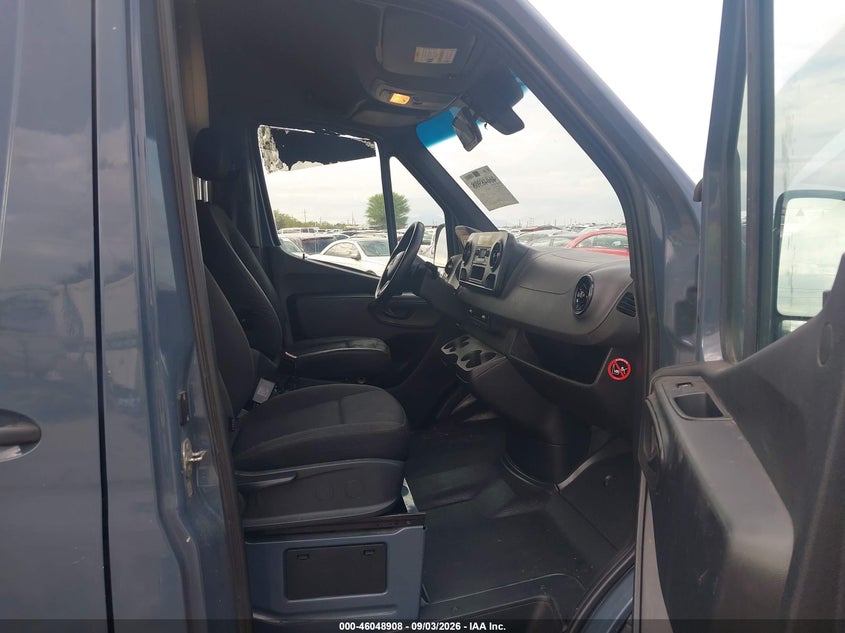 2019 MERCEDES-BENZ SPRINTER 2500 auction photo 5