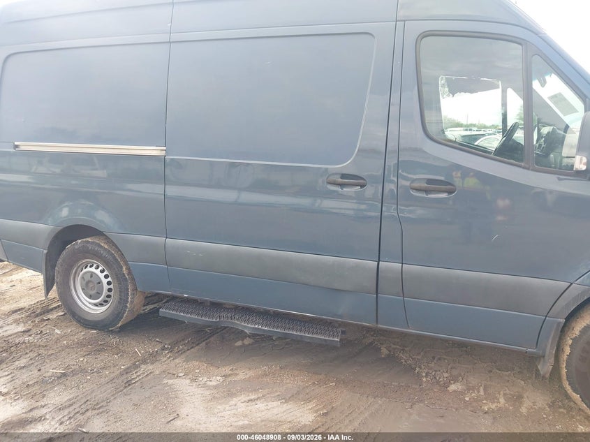 2019 MERCEDES-BENZ SPRINTER 2500 auction photo 6