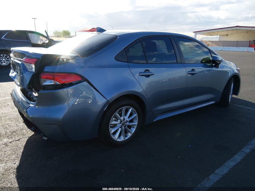 TOYOTA COROLLA - zdjęcie 4