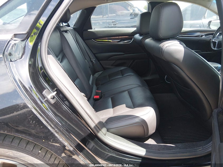 2015 CADILLAC XTS auction photo 8