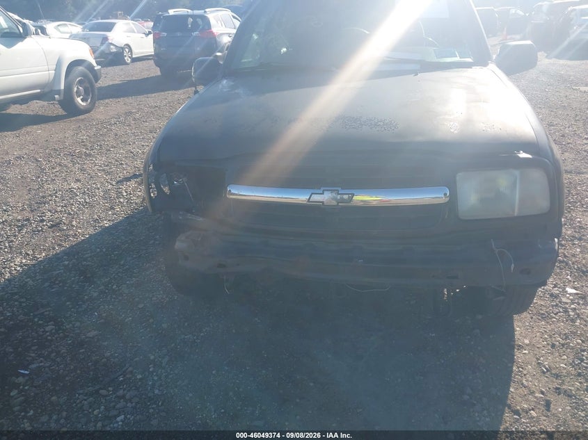 2002 CHEVROLET TRACKER auction photo 6